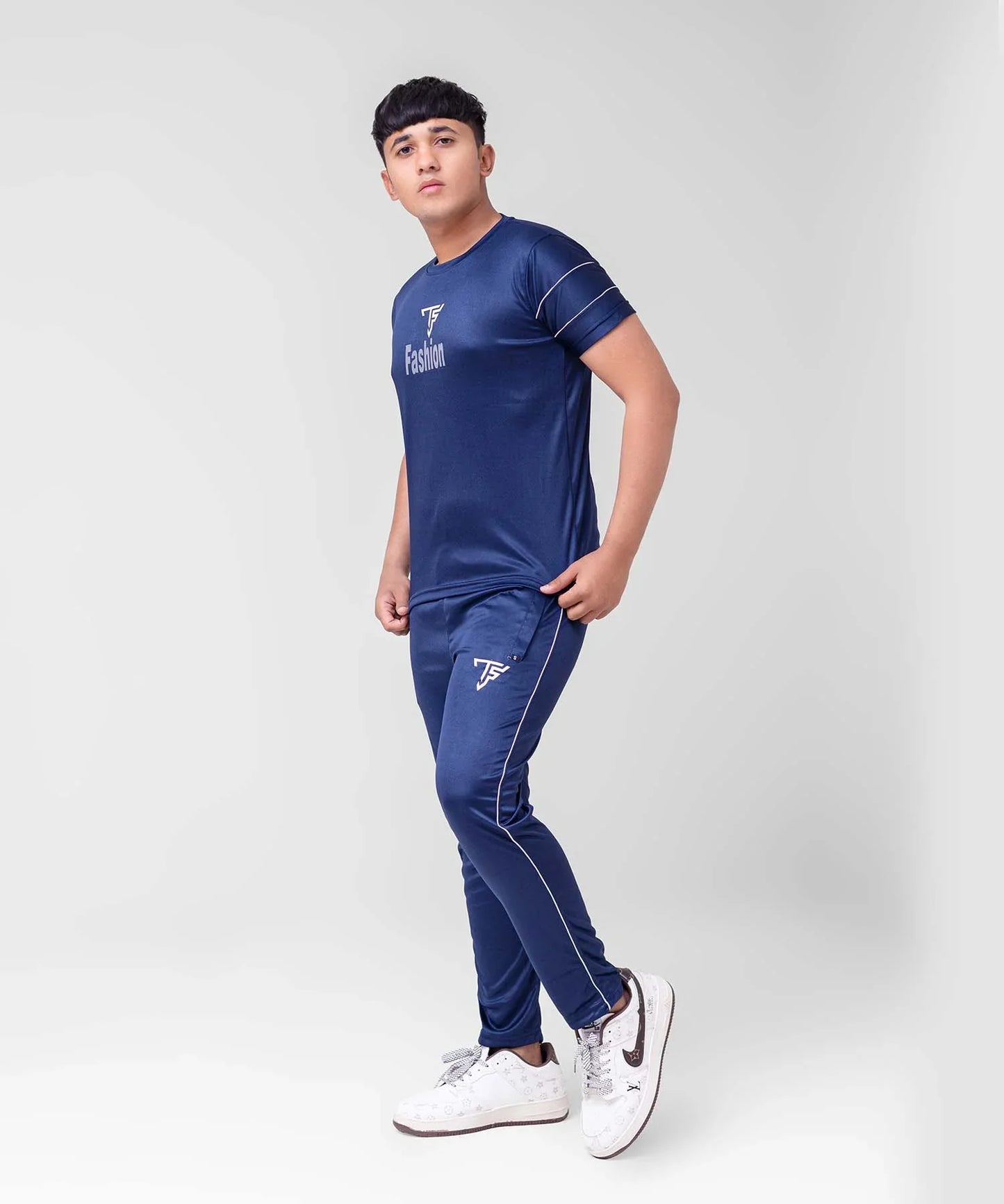 Men’s Sports Set – Premium Activewear for Ultimate Comfort Tracksuit For Summer