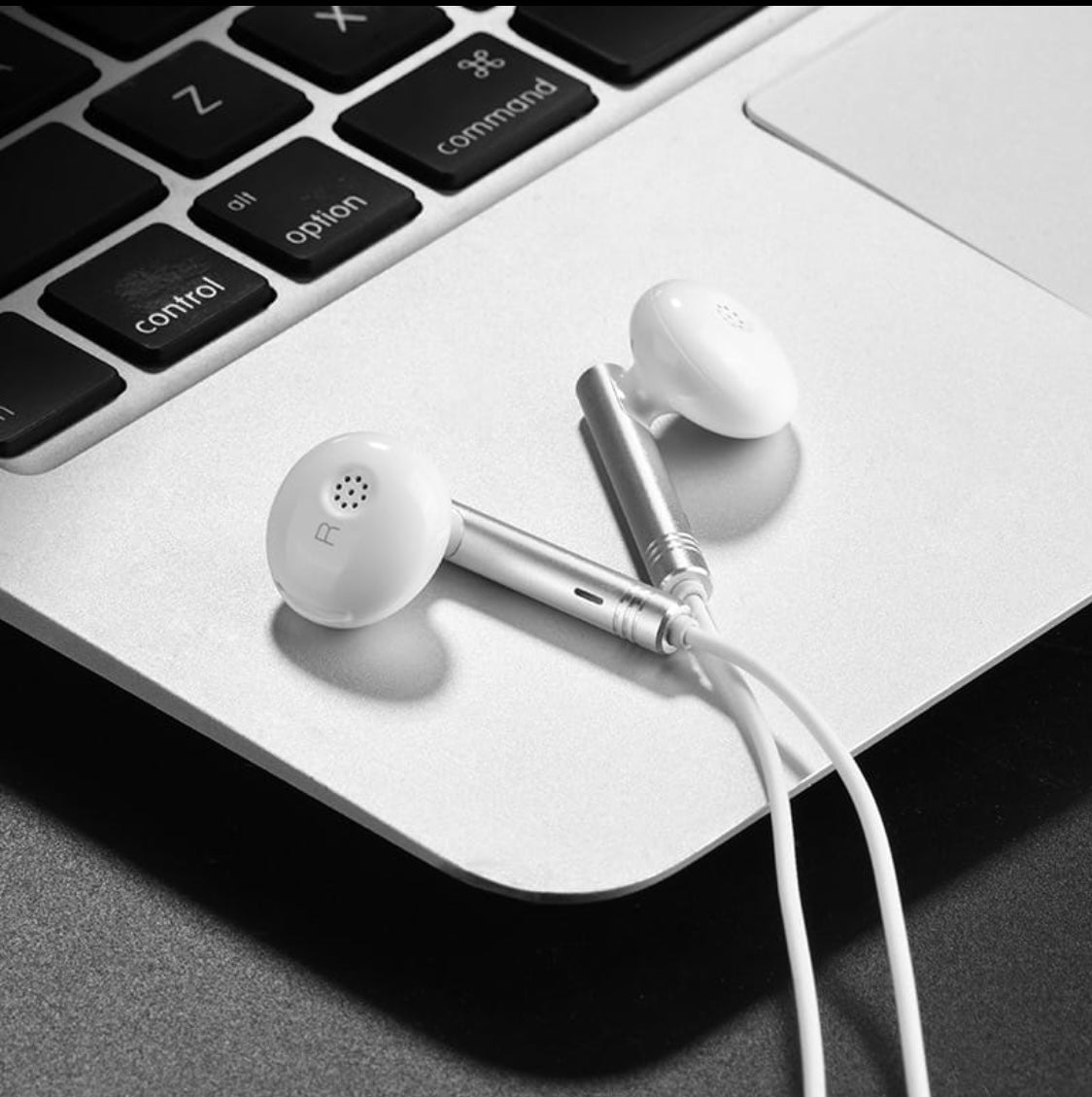 Genuine Huawei USB Type C Earphones With Mic Compatible All Phones - White