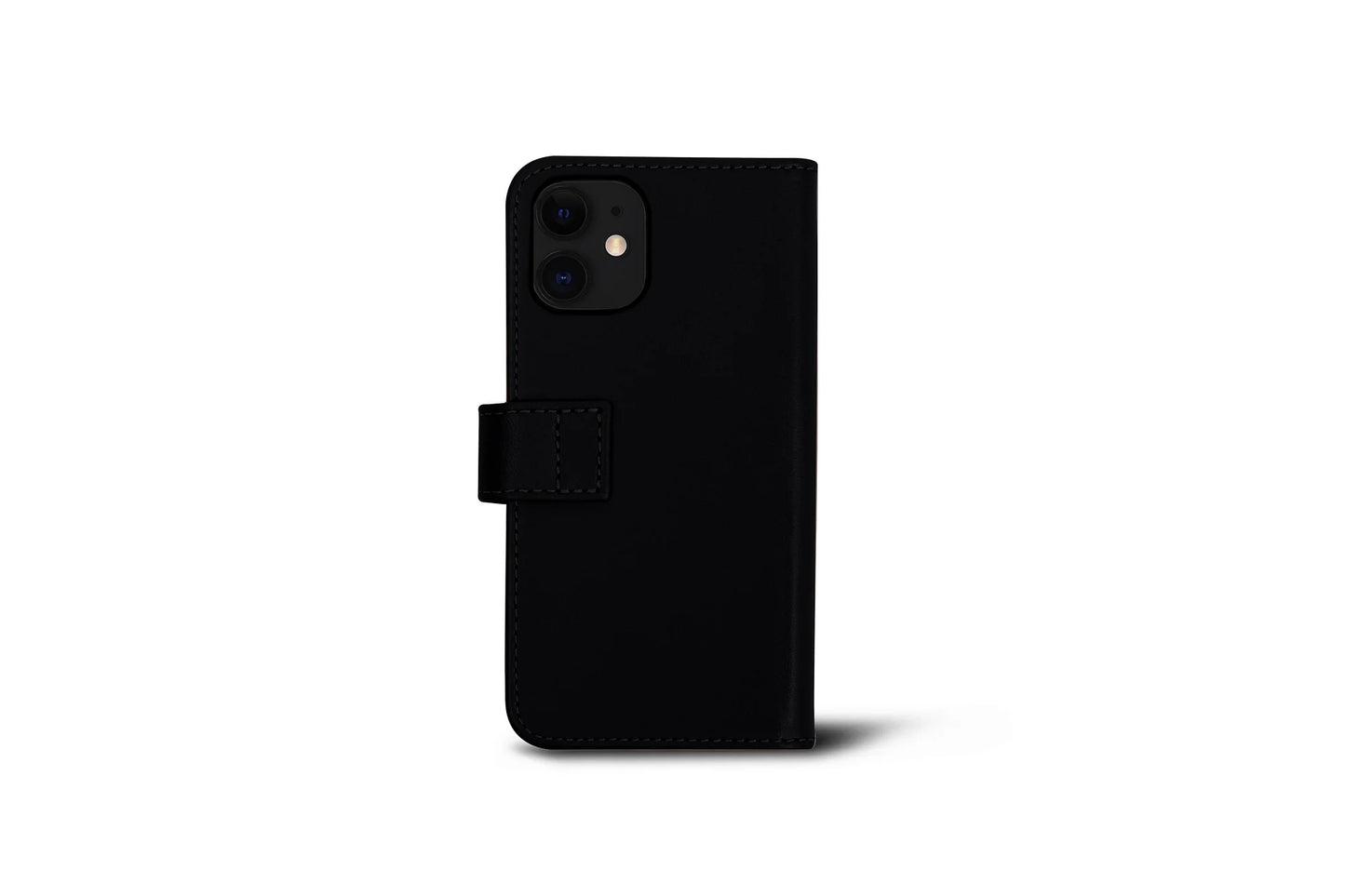 LUCRIN Wallet Case for iPhone 11 Black - Smooth Leather